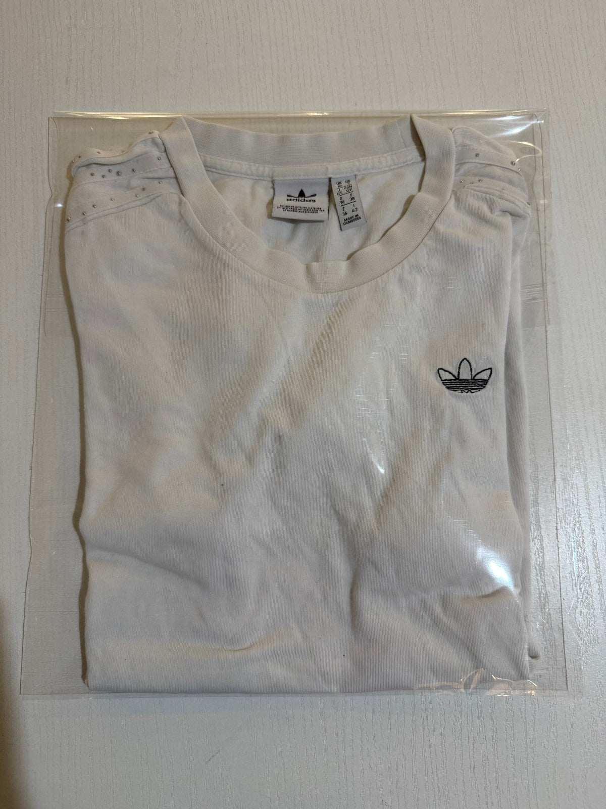 T-shirt Adidas – immagine del prodotto